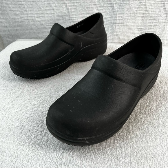 Crocs Neria Pro II Womens 9 Dual Comfort Slip Resistant Work Clog Black Shoes - Picture 13 of 16